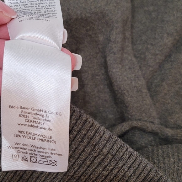 Eddie Bauer wool-blend green sweater. - Picture 5 of 16